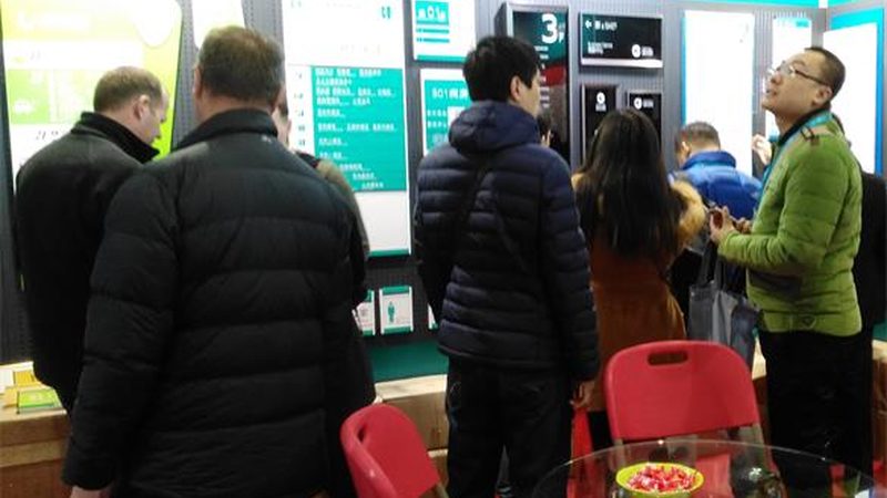 商场室内灯箱：制作要求与关键要素**
